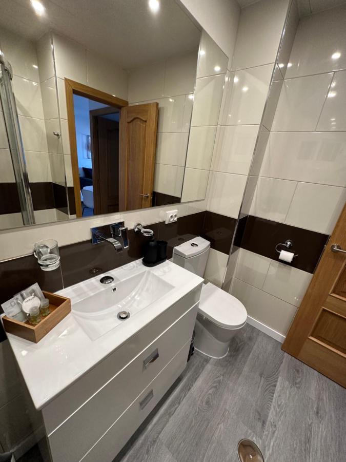 Apt Centrico Con Vistas Y Piscinas Benalmadena Ngoại thất bức ảnh